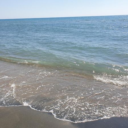 Trilocale Lido Di Roma Apartment Lido di Ostia Luaran gambar